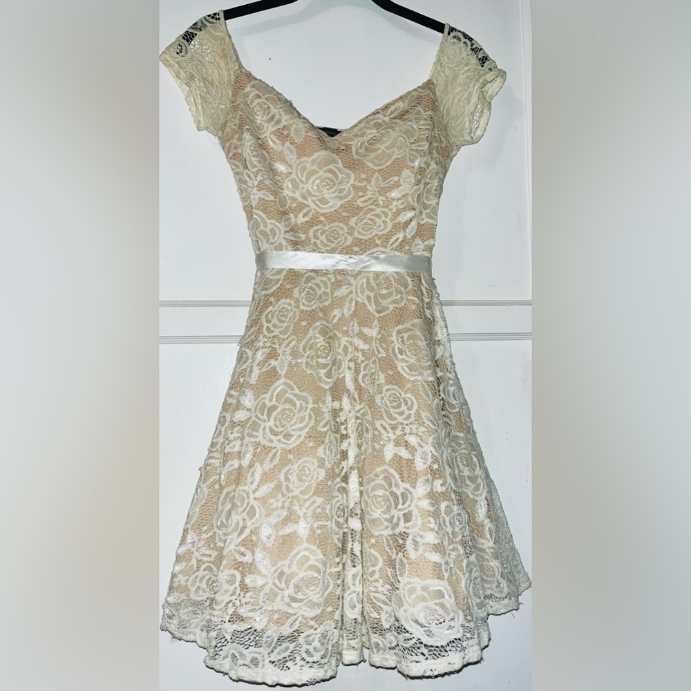 White lace & Cream Dress